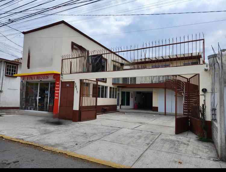 edificio en venta calle adolfo lopez mateos lazaro cardenas metepec mexico pqeaBiQ