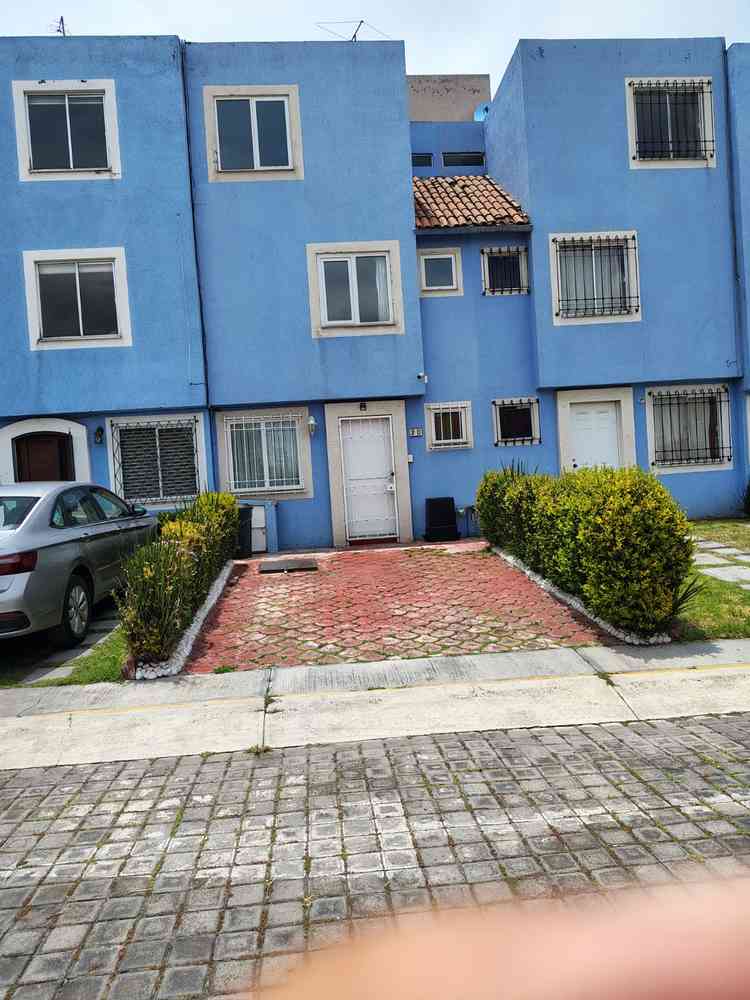 casa en renta a san antonio delegacion san buenaventura toluca mexico p2jhiPe